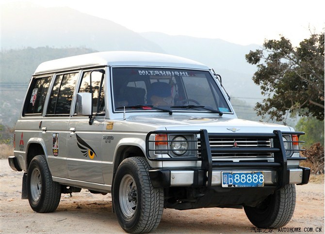 经典老车老山猫的剧毒帕杰罗l047