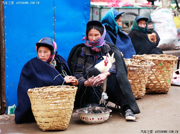 去大凉山赶场,看彝族擦尔瓦风光