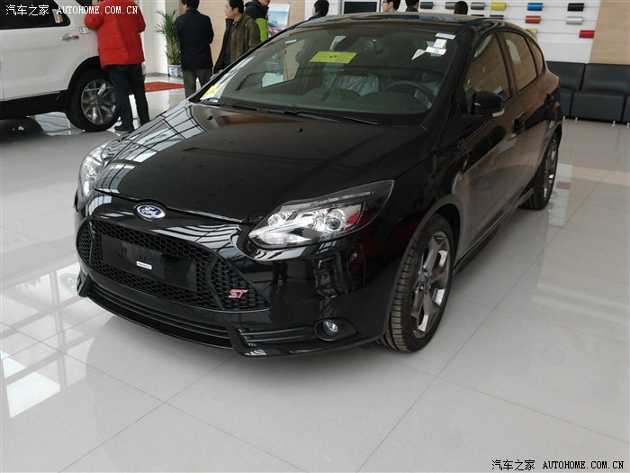 【图】中进万国见到黑色st,绝对秒杀git!_福克斯论坛_汽车之家论坛