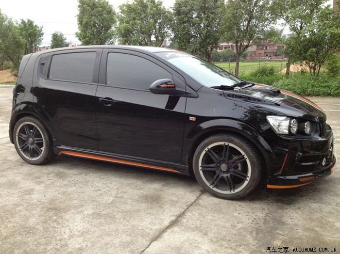 两厢黑色爱唯欧改装分享