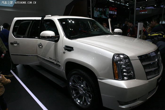 【图】2013第15届上海国际车展美系车之随拍【君宝】_上海论坛_汽车之