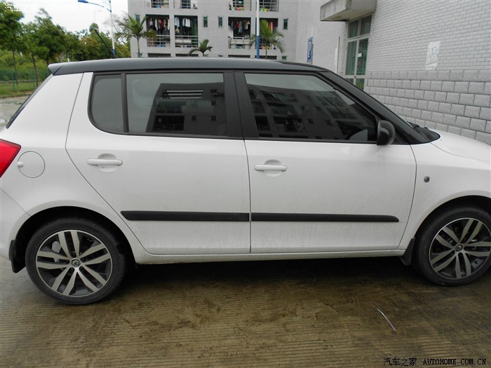 最新晶锐16手自一体运动版白身黑顶简单作业倾情奉献