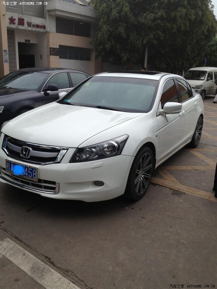 led尾灯vossen轮毂18寸白色雅阁八代作业分享