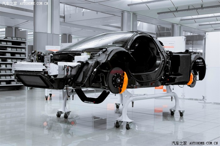 开p1专题研讨会的房间是使用了p1的测试组装车间临时分割一部分而成的