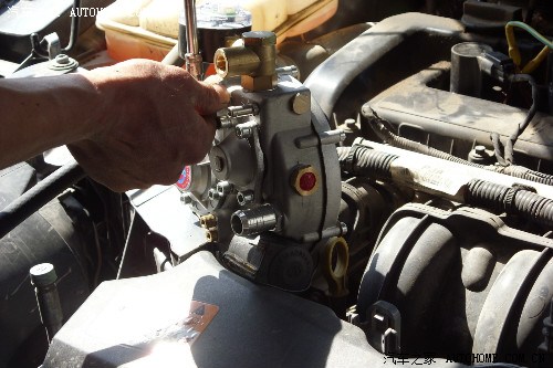 福克斯油改气单点装置安装使用报告