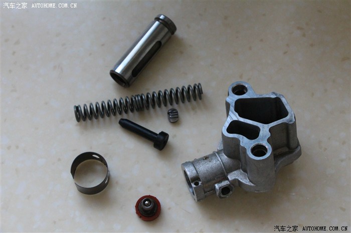 凯美瑞的涨紧器与ea888老款涨紧器的对比