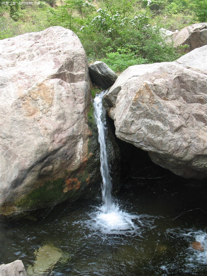 平山猪圈沟图片