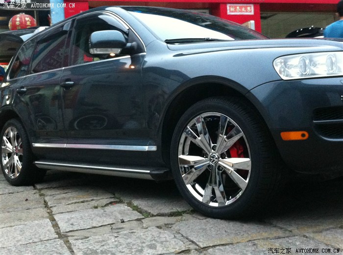 大众途锐换装电镀20寸轮毂