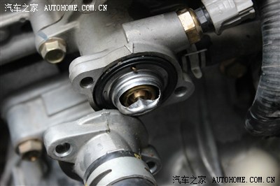 张张给你普及~~这节温器位置