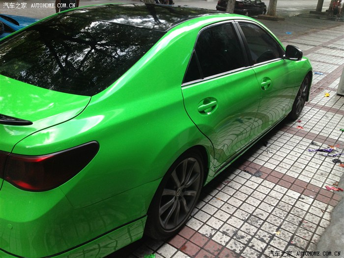 盛夏中的一抹绿色锐志贴hexis改色膜作业版主射精