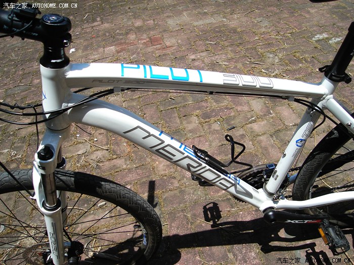 发现此神坛晒一晒本人坐骑美利达领航者300