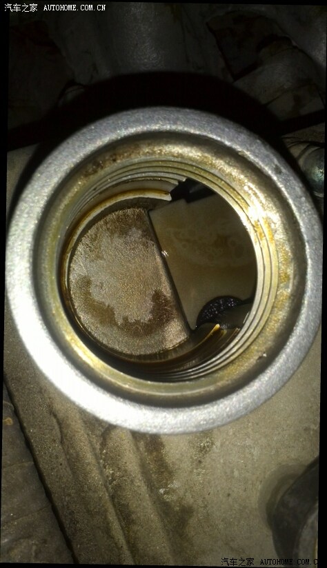 五万公里机油加注口图