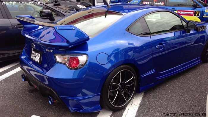 丰田86有必要加装尾翼吗这款尾翼好看吗给个意见吧