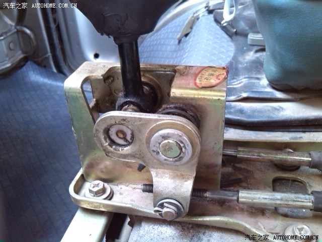 关于更换挂挡回位弹簧2