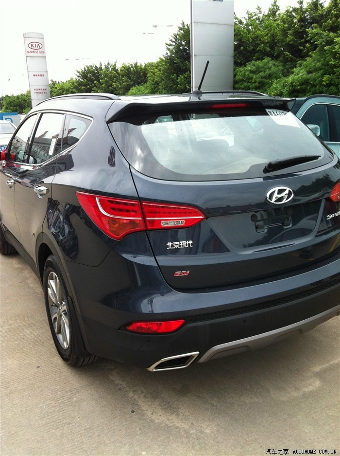 国产全新胜达全部颜色实拍照片,供大家选择参考.