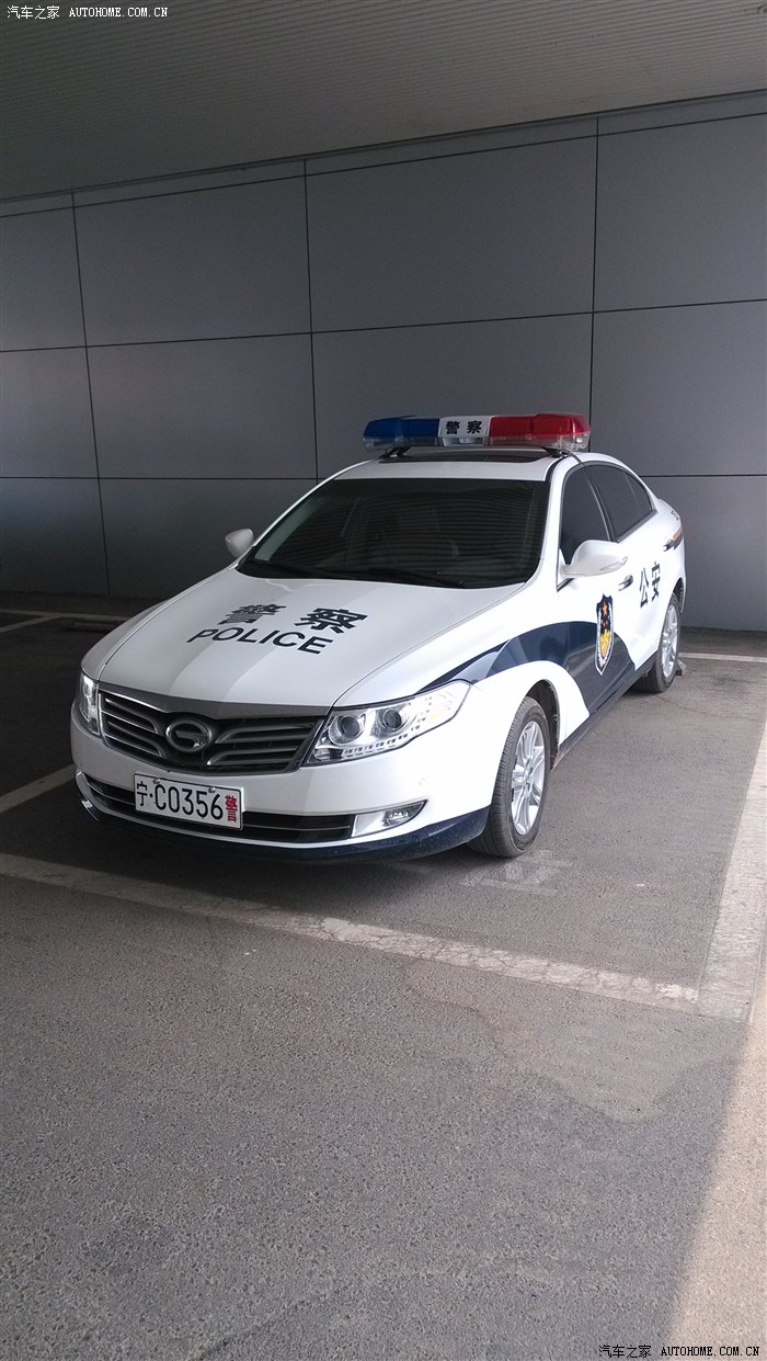 广汽传祺GA6警车图片