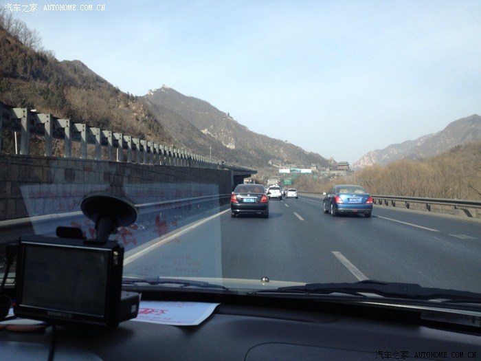 今天去八达岭长城京藏高速堵车