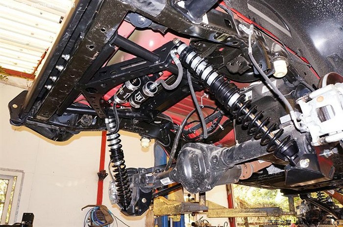越野车改装搅牙悬挂正当时icon率先展新姿