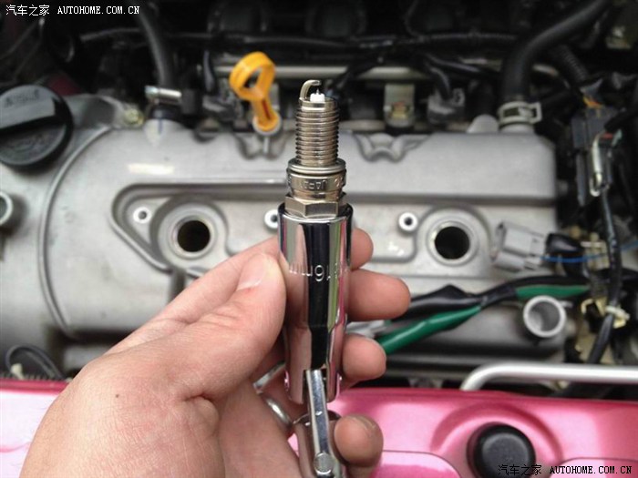 进口日本电装铱金火花塞安装详细图第2次更换铱金