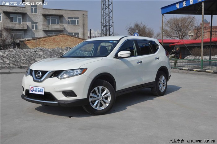 喜欢白色新奇骏