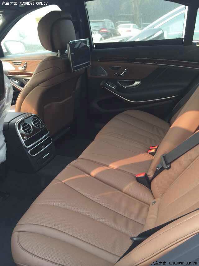 极少颜色新款奔驰s400l白车棕色内饰