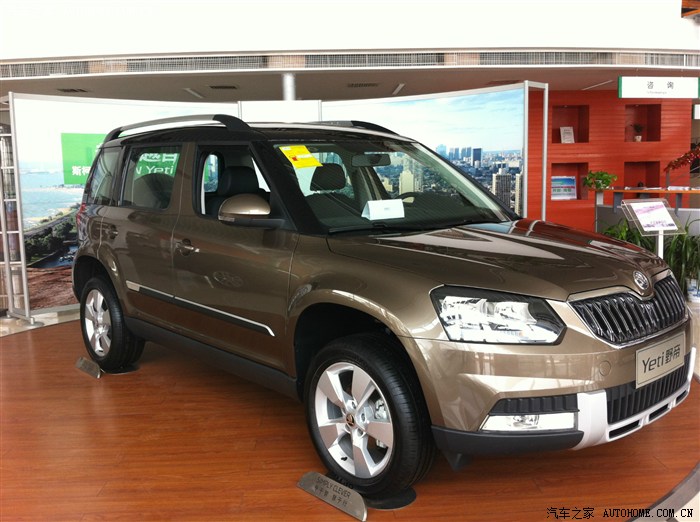 高端大气上档次 野帝1.8t野驱 戈壁棕提车作业