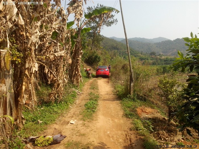 修身不忘三省训孝心常念一炉香尊祖敬宗传承永儿孙世代定炽昌