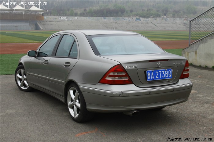【图】经典老车 老款c230 大家见过没有啊,外带女友素颜照_奔驰c级