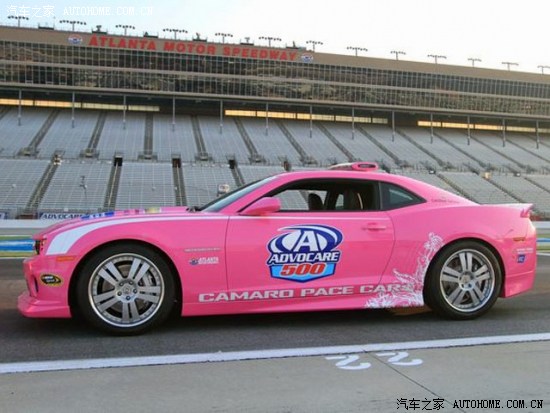 各位朋友谁有粉色科迈罗的照片