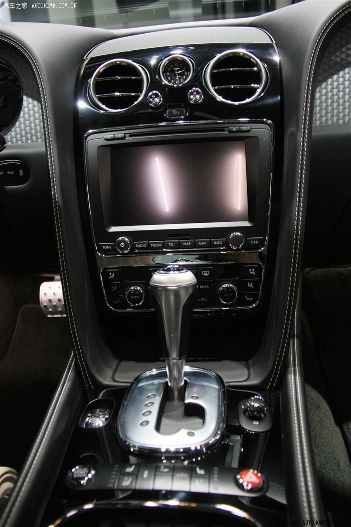 【棕圈圈出品】奢华宾利展台近距体验——记于2014北京车展