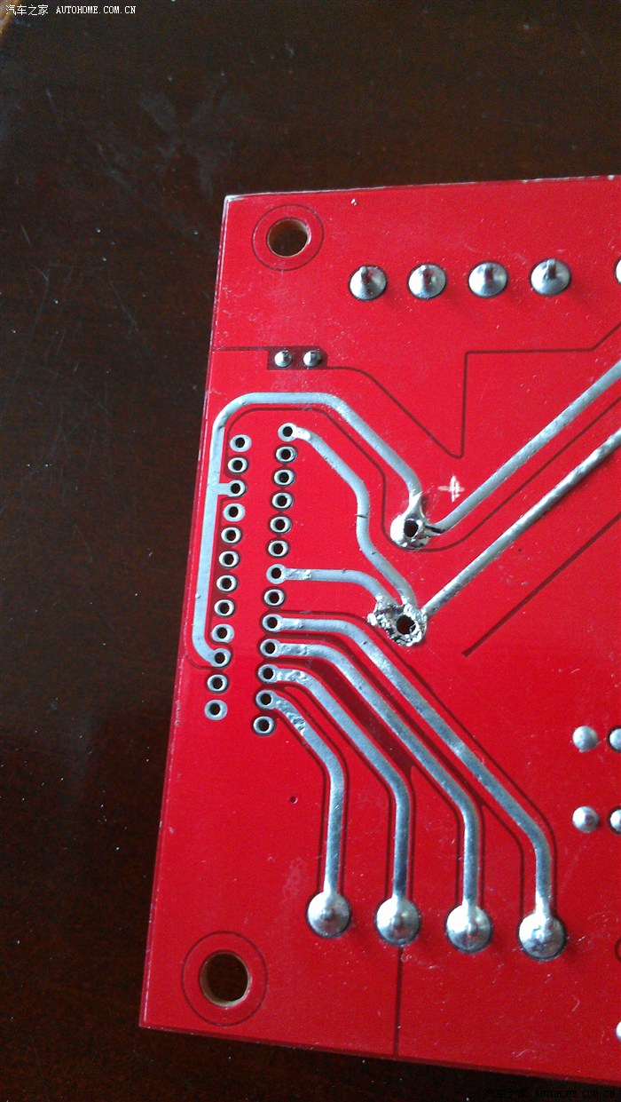 tda7375a换tda7854功放板(飞线)成功,但着车后有电流声,求解