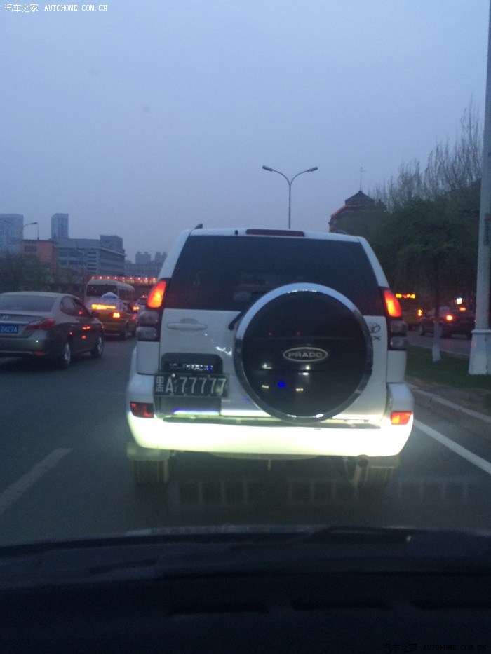 二环偶遇黑a00001黑a77777黑牌