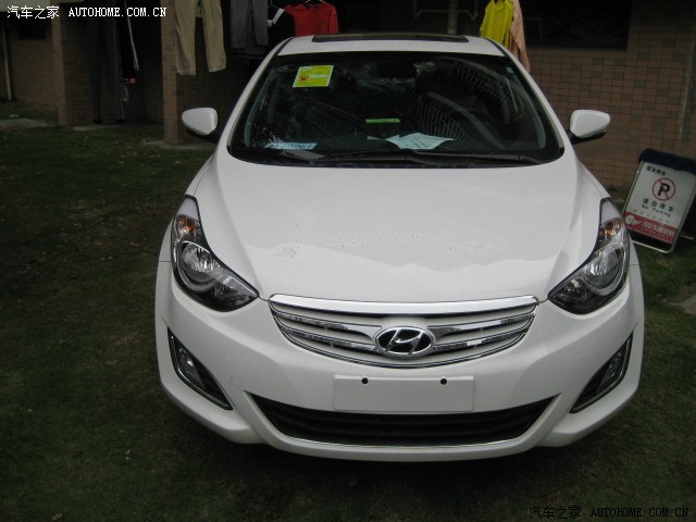 经历多年终圆梦限牌前提14款白色朗动16自领