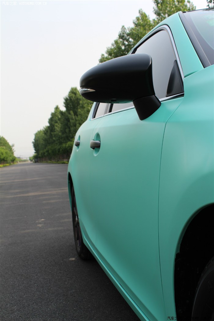 迟到的作业12款ct200h改色之全车蒂芙尼蓝