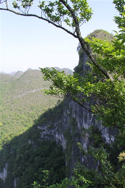世界第一天坑—乐业大石围天坑群五一游记(阿迪力走钢丝之地)