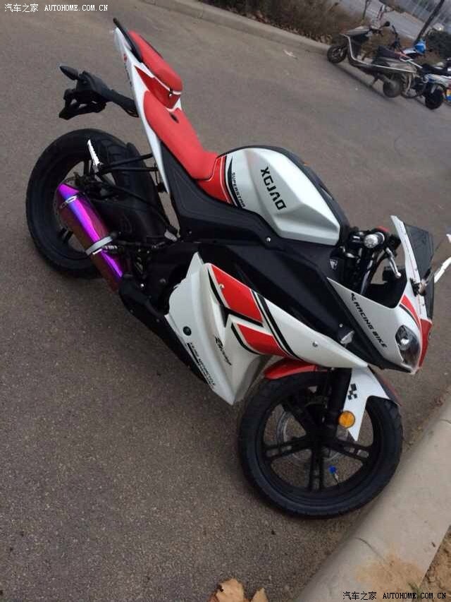 国产新感觉250新春版18岁小伙提车作业