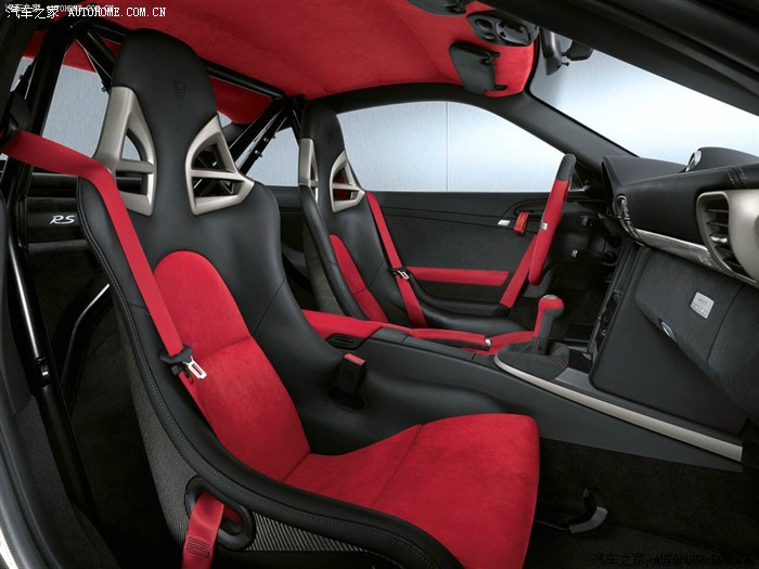 保时捷911&nbsp;gt3 rs 选装&nbsp;红色安全带