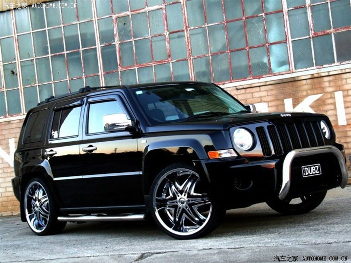 好刺眼自由客升级tuff轮毂和at3固铂越野轮胎成都风驰作业