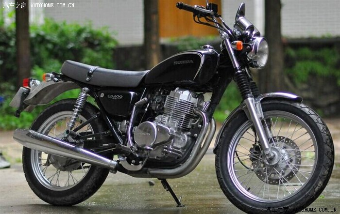 国产棍王来袭hondacb400ss的复刻版鑫源400大单缸