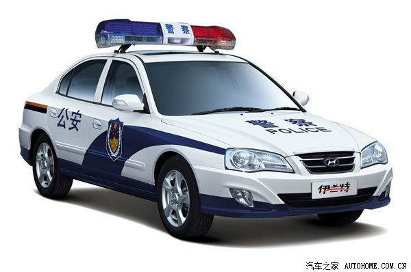 有没有喜欢警车的小伙伴送点图片