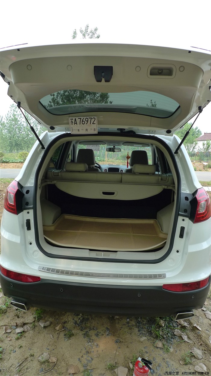 我的车有改进有图有真相增加一张后备箱图片说明