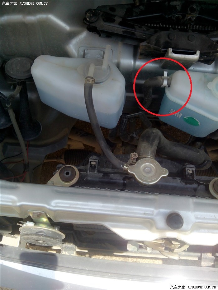 6388吧  和我的6376  不太一样     红色圈内的水管