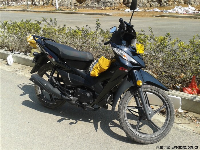 弯梁车鼻祖五羊本田锋驰1002a