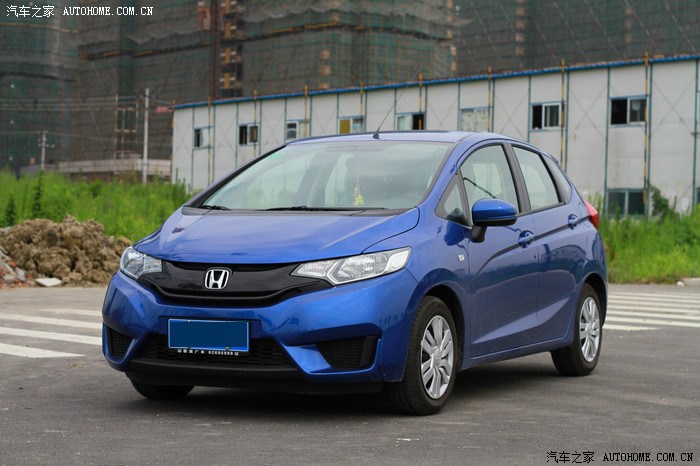 提车半个月新飞度蓝色818使用感受