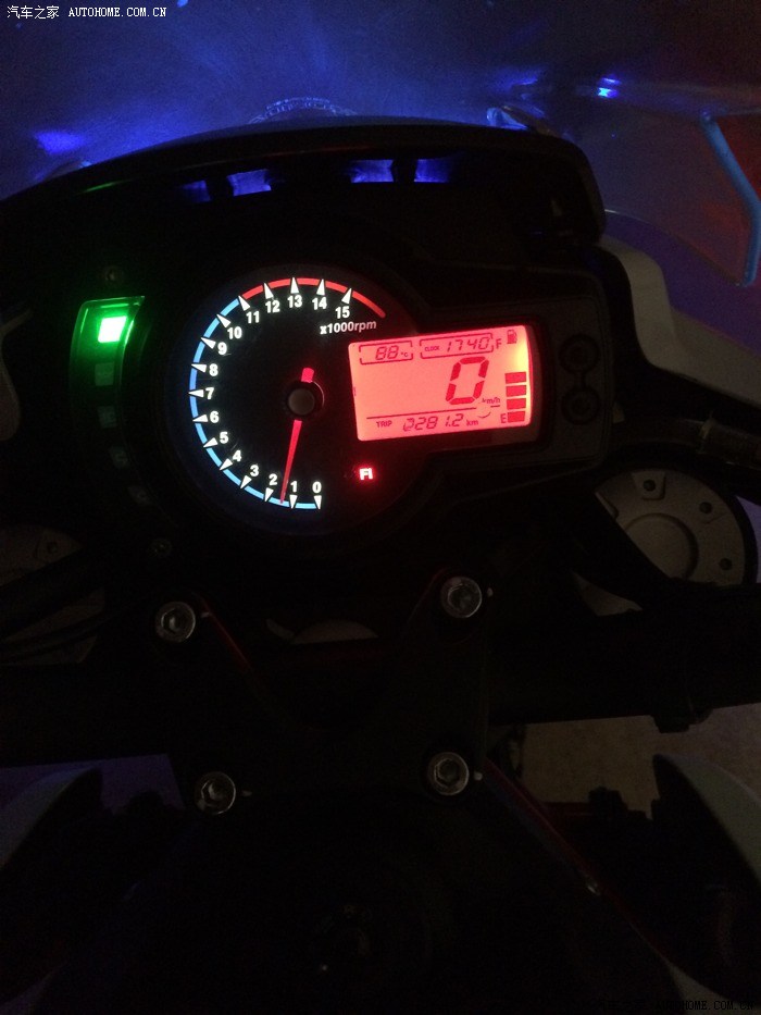 晒晒我的黄龙600求认证求版主射精