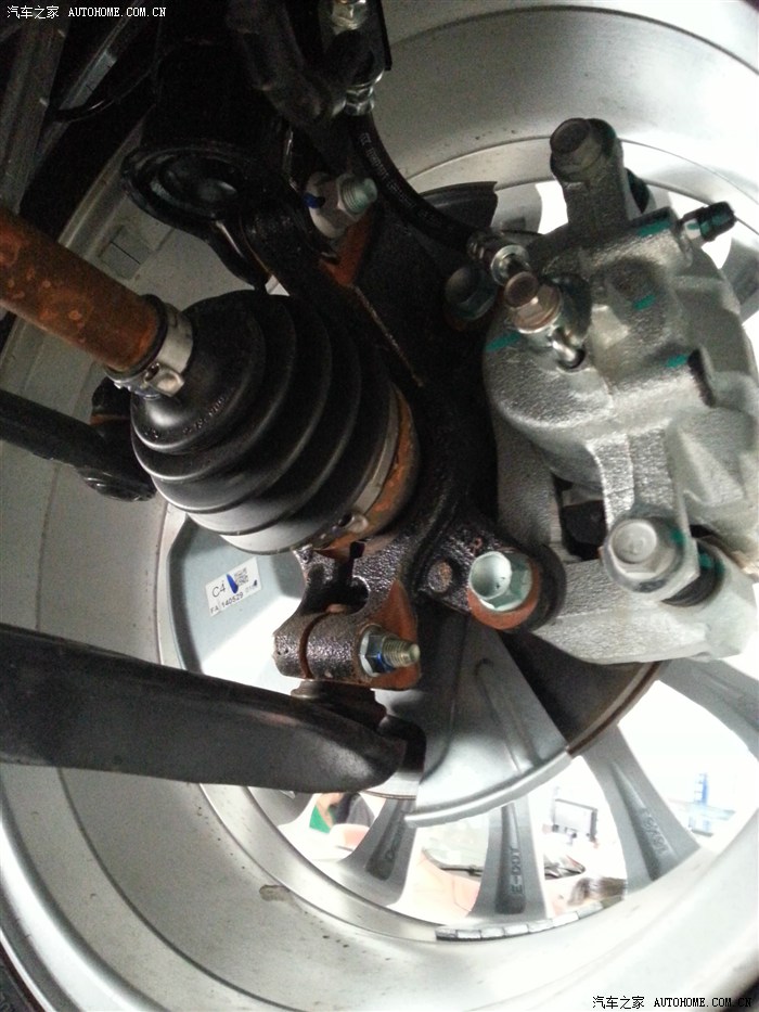 【图】新车前轮传动轴这里锈迹怎么解决?_嘉年华论坛_汽车之家论坛
