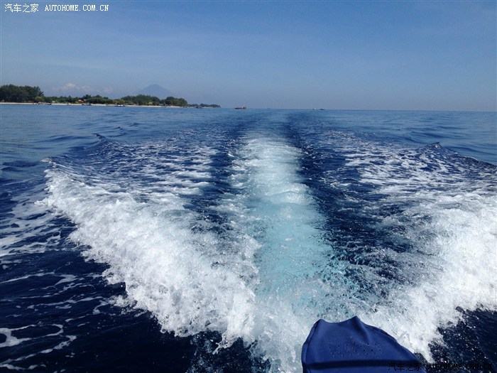 印尼龍目島lombok藍天白雲大海自由行go