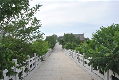 酷暑中的一丝清凉---记14年7月瓦房店排石烽火台,炮台镇看荷花