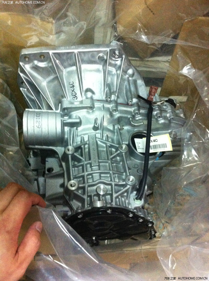 2012款经典轩逸更换变速箱总成作业求版主设精