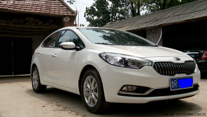 起亚k3透明白提车作业